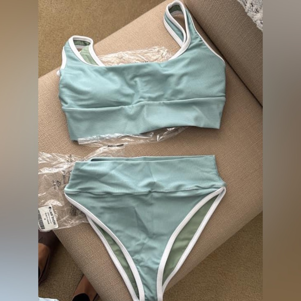 Eucalyptus Lainsnow suit size medium